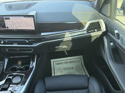 2026 BMW X7 - Photo 17