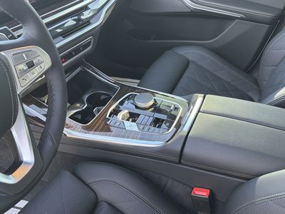 2026 BMW X7 - Photo 24