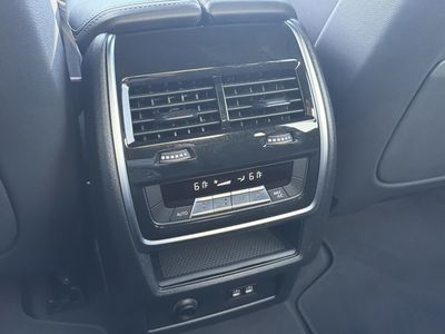 2026 BMW X7 - Photo 21