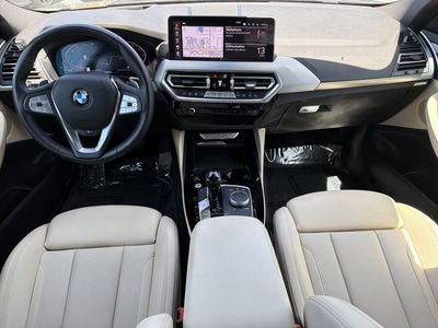 2025 BMW X4 - Photo 13