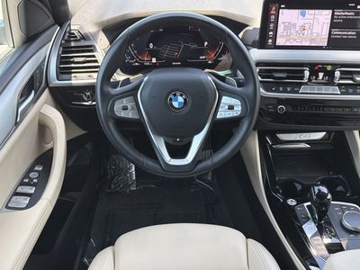 2025 BMW X4 - Photo 14