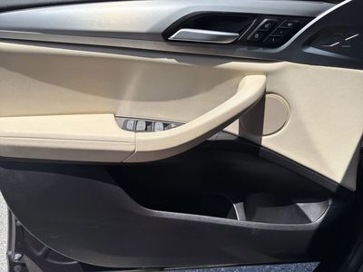 2025 BMW X4 - Photo 24