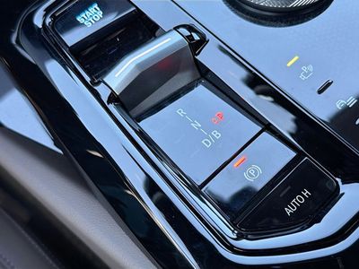 2025 BMW i5 - Photo 27
