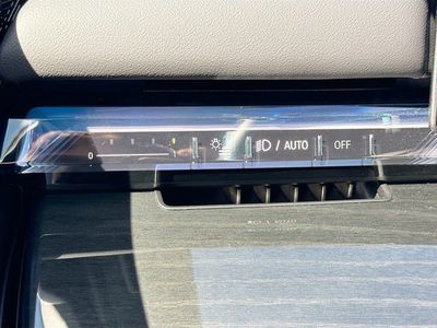 2025 BMW i5 - Photo 34