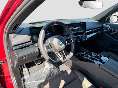 2025 BMW i5 - Photo 24