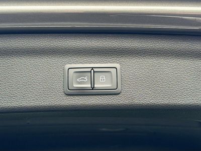 2020 Audi Q3 - Photo 14