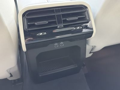 2024 BMW 5 Series - Photo 17