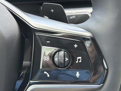 2024 BMW 5 Series - Photo 30