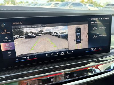2025 BMW 7 Series - Photo 23