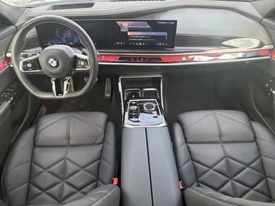 2025 BMW 7 Series - Photo 11