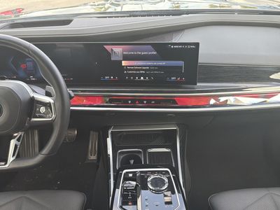 2025 BMW 7 Series - Photo 13