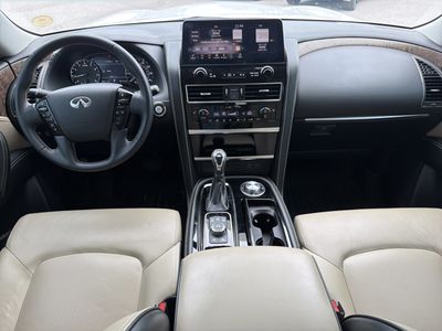 2022 INFINITI QX80 - Photo 12
