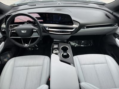 2024 Cadillac LYRIQ - Photo 13