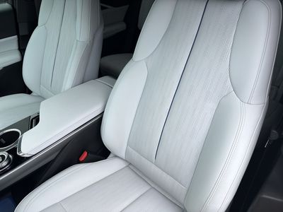 2024 Cadillac LYRIQ - Photo 20