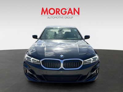 2025 BMW 3 Series - Photo 2