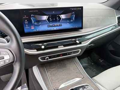 2025 BMW X5 - Photo 26