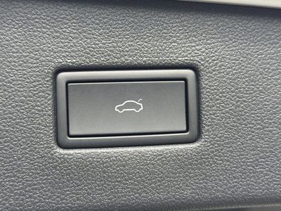 2024 Volkswagen Tiguan - Photo 12