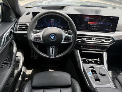 2024 BMW i4 - Photo 14