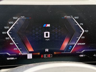 2024 BMW i4 - Photo 36