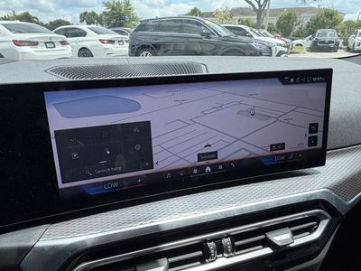 2024 BMW i4 - Photo 27