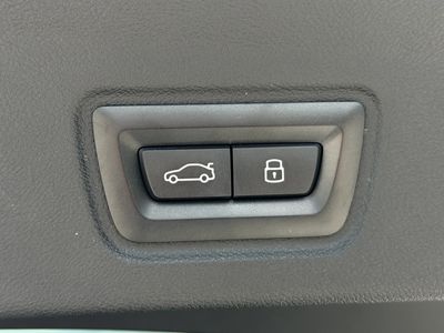 2024 BMW i4 - Photo 12
