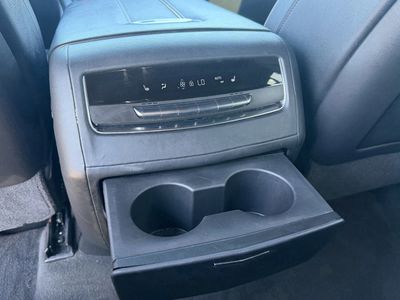 2021 Cadillac Escalade - Photo 18
