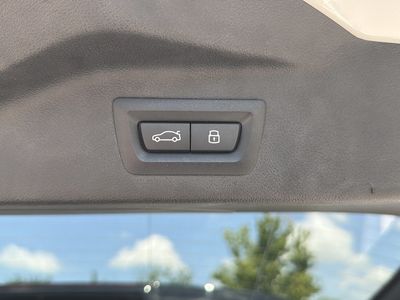 2025 BMW X7 - Photo 12