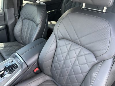 2025 BMW X7 - Photo 25