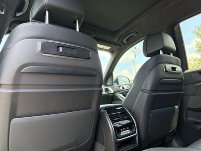 2025 BMW X7 - Photo 20