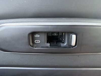 2025 BMW X7 - Photo 19