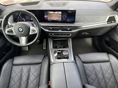 2025 BMW X5 - Photo 11