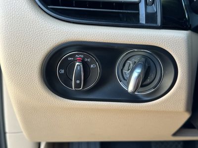 2021 Porsche Macan - Photo 36