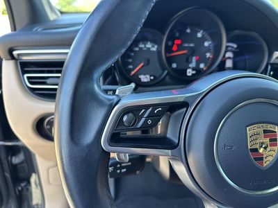 2021 Porsche Macan - Photo 33