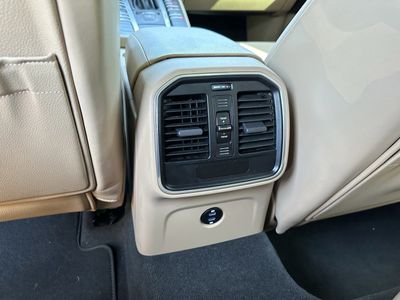 2021 Porsche Macan - Photo 17
