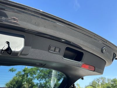2021 Porsche Macan - Photo 12