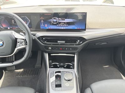 2025 BMW 3 Series - Photo 15