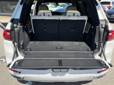 2021 BMW X7 - Photo 11