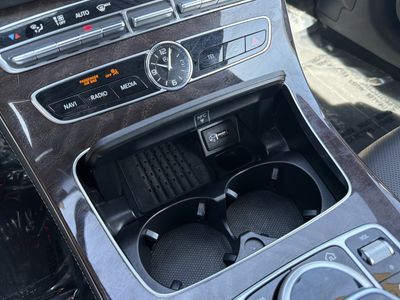 2020 Mercedes-Benz E-Class - Photo 28