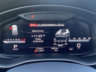 2023 Audi SQ7 - Photo 30