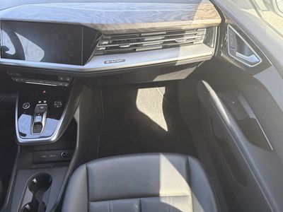 2024 Audi Q4 e-tron — photo 16 view