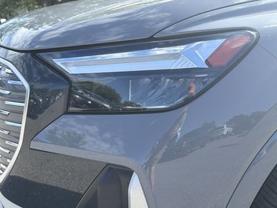 2024 Audi Q4 e-tron — photo 9 view