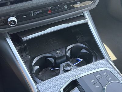 2025 BMW 4 Series - Photo 27