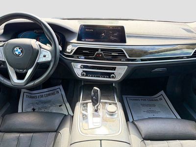 2020 BMW 7 Series - Photo 20