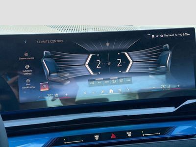 2026 BMW 5 Series - Photo 36