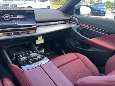 2027 BMW 5 Series - Photo 18