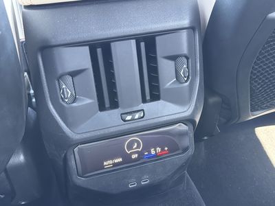 2025 BMW X3 - Photo 17