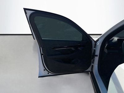 2026 BMW 5 Series - Photo 23