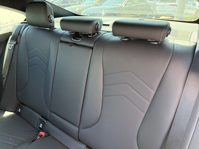 2025 BMW 2 Series - Photo 18
