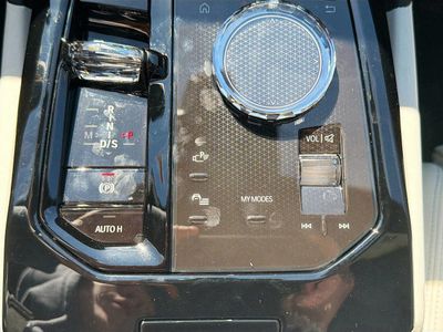 2026 BMW 5 Series - Photo 31