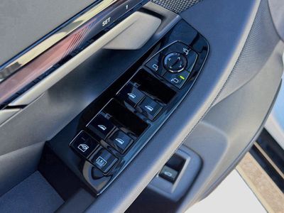 2026 BMW 5 Series - Photo 24